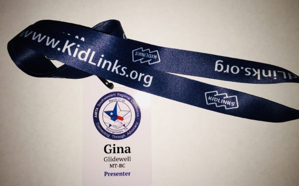 The blue lanyard featuring KidLinks logo and website. Lanyards were given to all 250 attendees.